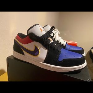 Jordan 1 Low Retro Lakers Top 3